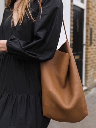 london-street-style-accessories-293984-1624969305978-image