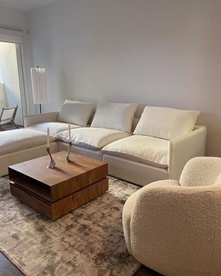 minimalist-home-decor-trend-293993-1625018343494-main