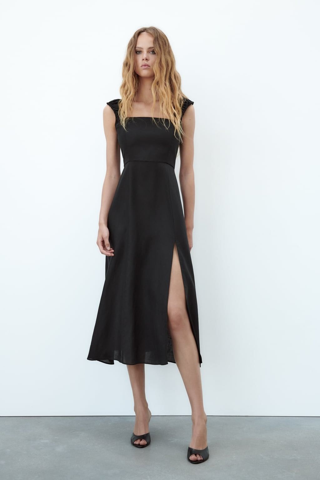 The 36 Best Linen Dresses to Wear This Summer | Who What Wear
