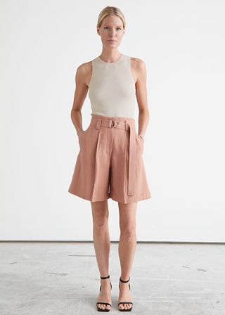 & Other Stories + Wide Belted Press Crease Shorts