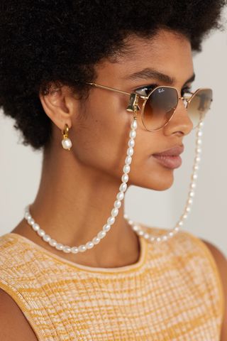 Éliou + Samos Pearl Sunglasses Chain