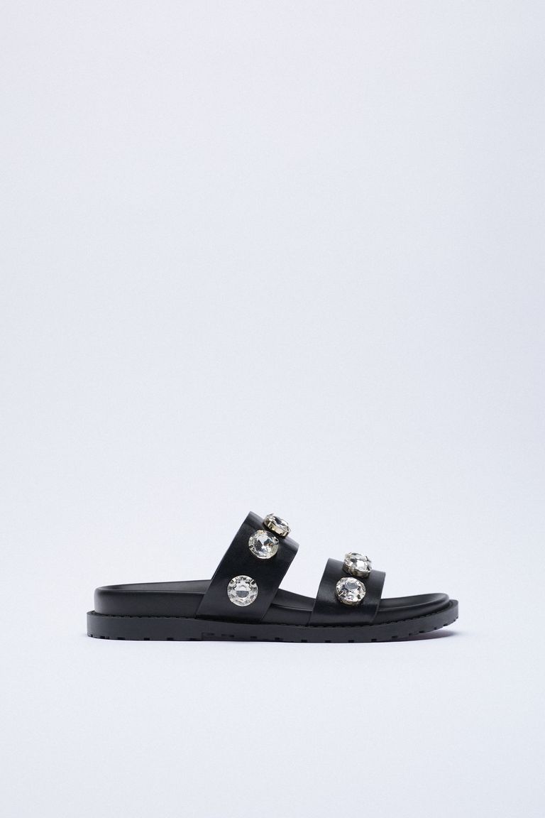 tripcentral sandals