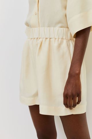 H&M + Linen-Blend Shorts