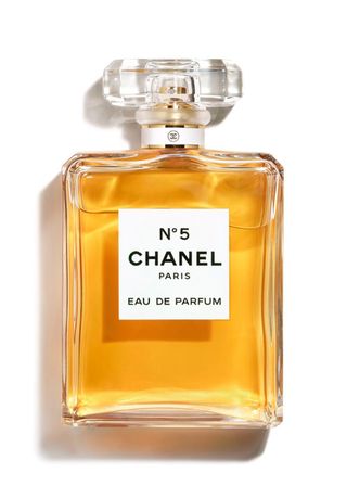 Chanel + No.5 Eau De Parfum Spray