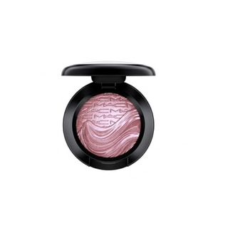 MAC Cosmetics + Extra Dimension Eye Shadow in Smokey Mauve