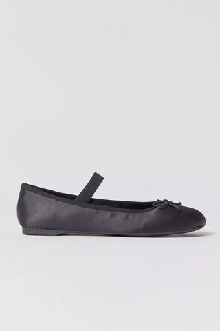 Urban Outfitters + Kendra Ballet Flat