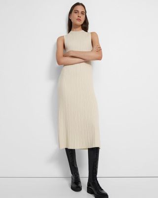 Theory + Cable-Knit Dress in Wool-Viscose Crepe