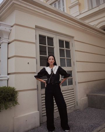 6 Stylish Ways to Wear Flare Jeans in 2021 Who What Wear