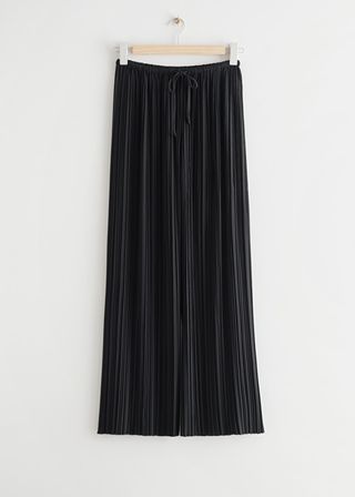 & Other Stories + Relaxed Plissé Drawstring Trousers