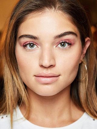 fall-makeup-trends-2021-294980-1630013798752-main