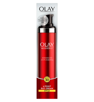 Olay + Regenerist 3 Point Anti-Ageing Lightweight Day Cream SPF30
