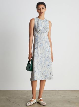 Who What Wear Collection + Jasmine Sleeveless Gathered Midi Dress in Swirl