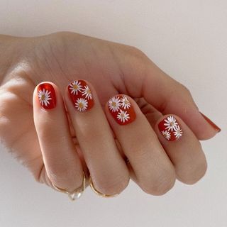 red-nail-designs-295073-1630555579434-main