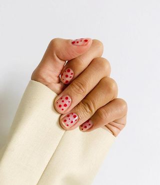 red-nail-designs-295073-1630556411508-main