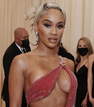 met-gala-beauty-looks-2021-295208-1631574932994-main