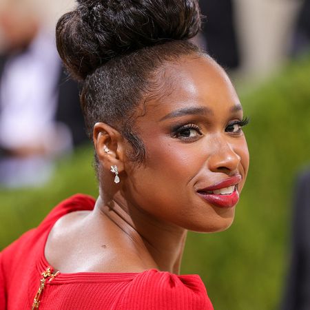 jennifer-hudson-2021-met-gala-beauty-295239-1631637691178-square