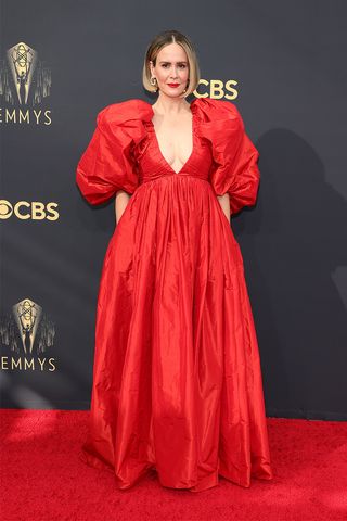 emmys-red-carpet-outfits-2021-295292-1632103802872-main