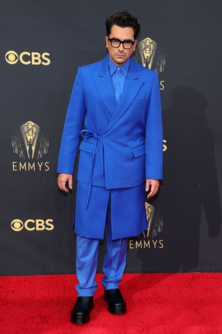 emmys-red-carpet-outfits-2021-295292-1632104116712-main