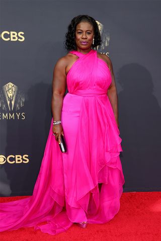 emmys-red-carpet-outfits-2021-295292-1632104306613-main