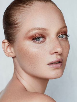 fall-eyeshadow-looks-295299-1631843608856-main