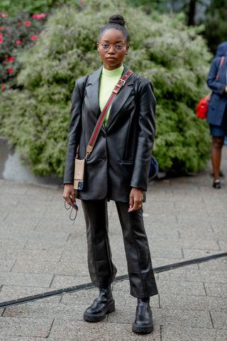 new-york-fashion-week-street-style-spring-2022-295306-1631903475538-main