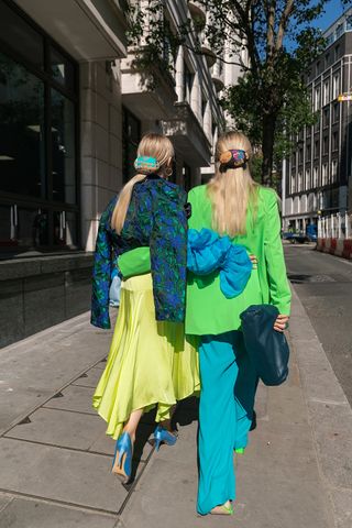 london-fashion-week-street-style-september-2021-295327-1632140359298-image