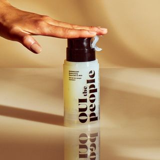 Oui the People + Moisturizing Shave Gel-to-Milk