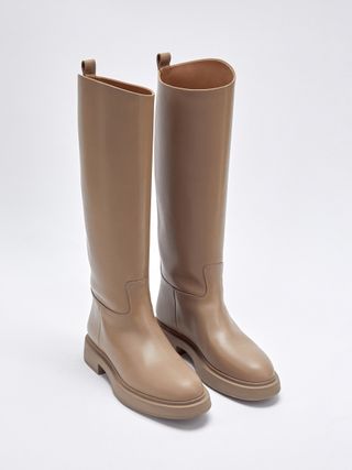 12 STOREEZ + Chunky Knee Leather Boots