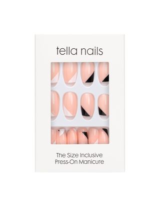 Tella Nails + Model on Duty