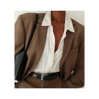 womens-suiting-trend-2021-295718-1634210853752-image