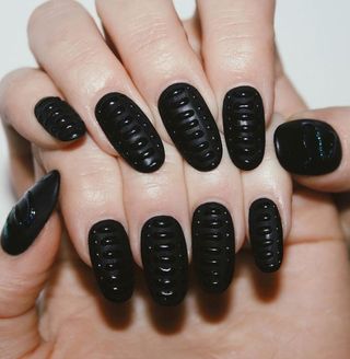 best-black-nail-designs-295724-1634316707835-main