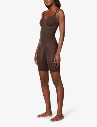 Everyone Is Obsessed With Skims Shapewear, and I Now See Why