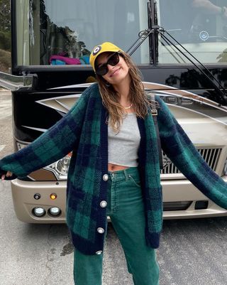 hailey-bieber-fall-style-295765-1634330077913-image
