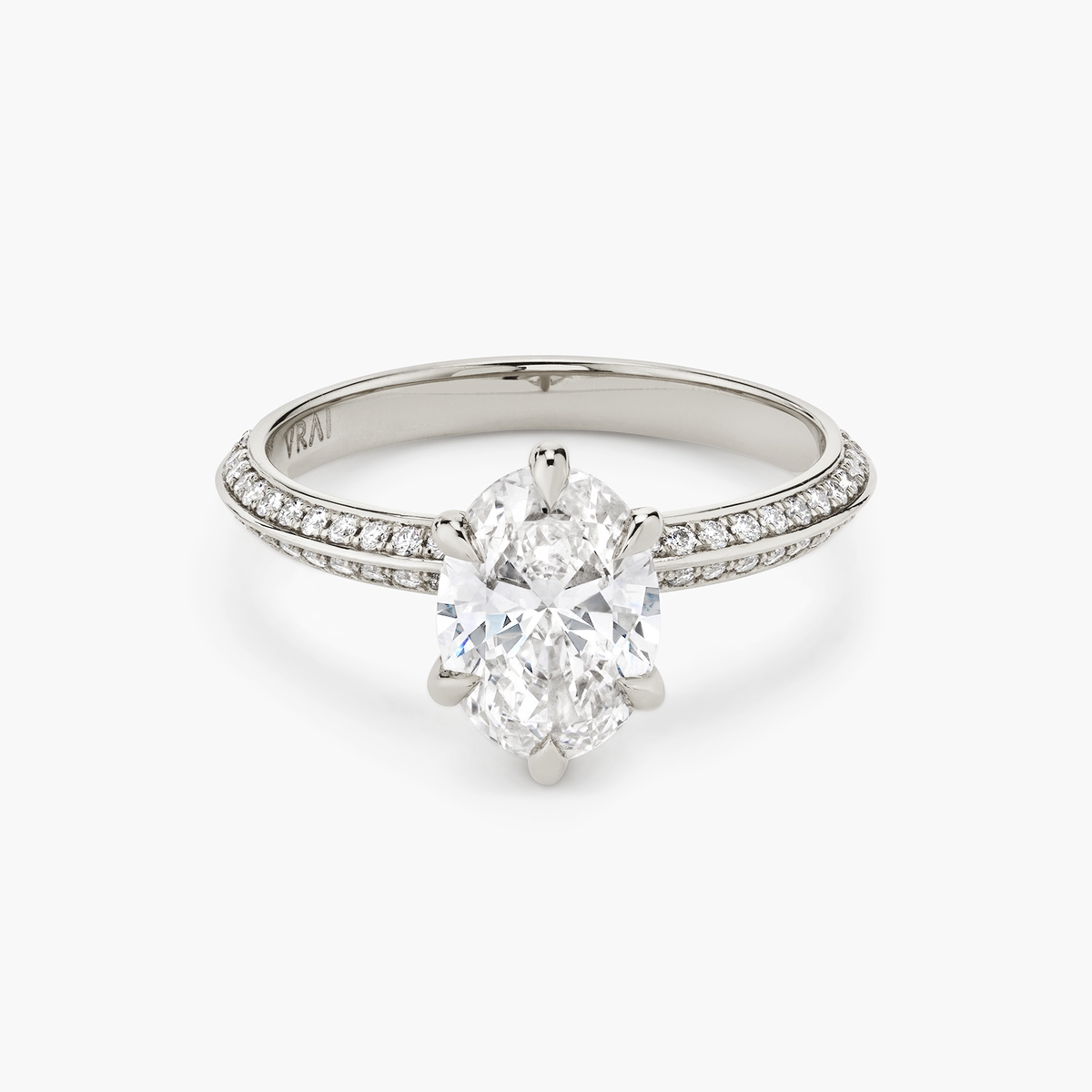 Vrai + The Knife-Edge Diamond Solitaire