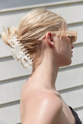 Urban Outfitters + Mable Jumbo Claw Clip