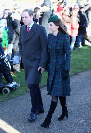 kate-middleton-christmas-day-outfits-295875-1637605841213-image