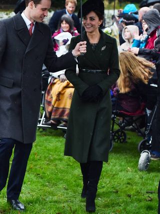 kate-middleton-christmas-day-outfits-295875-1637606057566-image