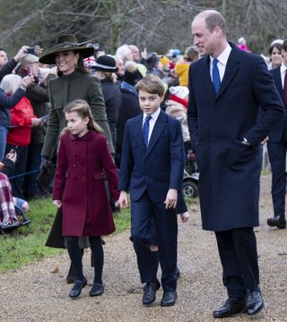 kate-middleton-christmas-day-outfits-295875-1671968698593-main