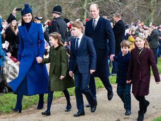 kate-middleton-christmas-day-outfits-295875-1703503681363-main