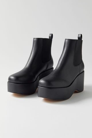 Urban Outfitters + UO Gina Platform Chelsea Boots