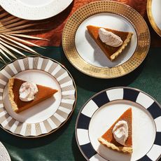 thanksgiving-dinner-items-bloomingdales-295903-1636482022627-square