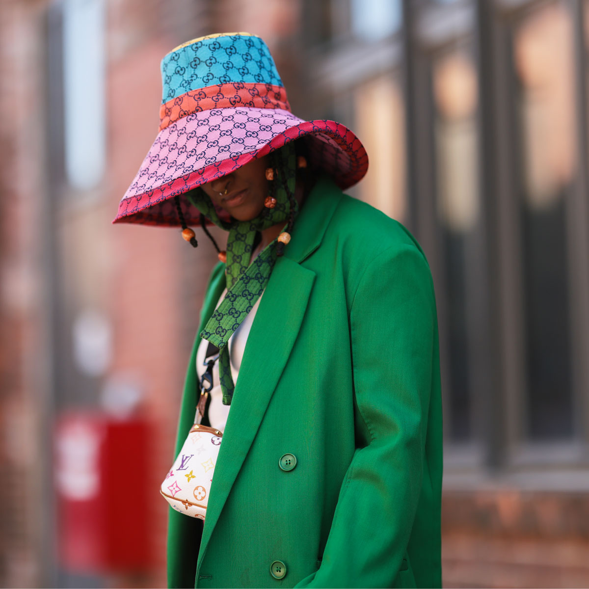 fashion-color-trends-2022-295912-1635202810814-square