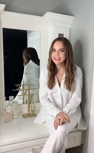 who-what-wardrobes-bailee-madison-295994-1635875894431-main