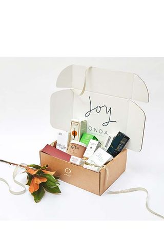 Onda Beauty + The 2021 Holiday Box