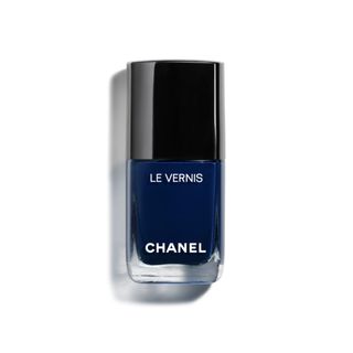 Chanel + Le Vernis Longwear Nail Colour in Rhythm