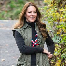 kate-middleton-skinny-jean-outfit-296065-1635789258050-square