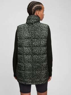 Gap + 100% Recycled Nylon Lightweight Puffer Vest