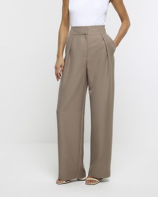 River Island + Brown Wide Leg Pleated Trousers