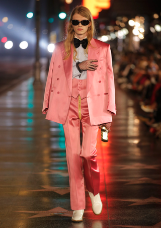 gwyneth-paltrow-gucci-red-suit-296125-1635968577384-image
