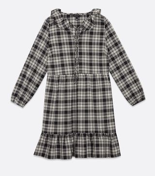 New Look + Curves Black Check Frill Tie Collar Tiered Mini Smock Dress